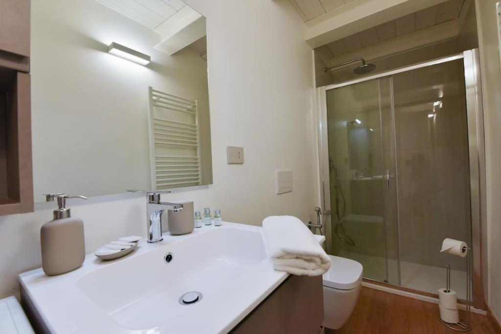 Loft 21 - Lussuoso Ed Elegante A Due Passi Dal Mare Διαμέρισμα Finale Ligure Εξωτερικό φωτογραφία